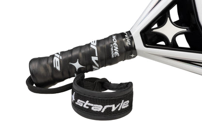 StarVie Astrum 2025 padel racket handle with Noene Inside grip technology for vibration absorption and superior comfort.